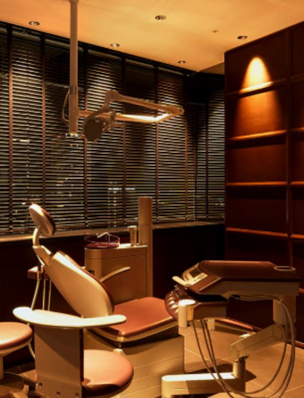 審美治療とインプラント治療サイト SUDA DENTAL CLINIC"